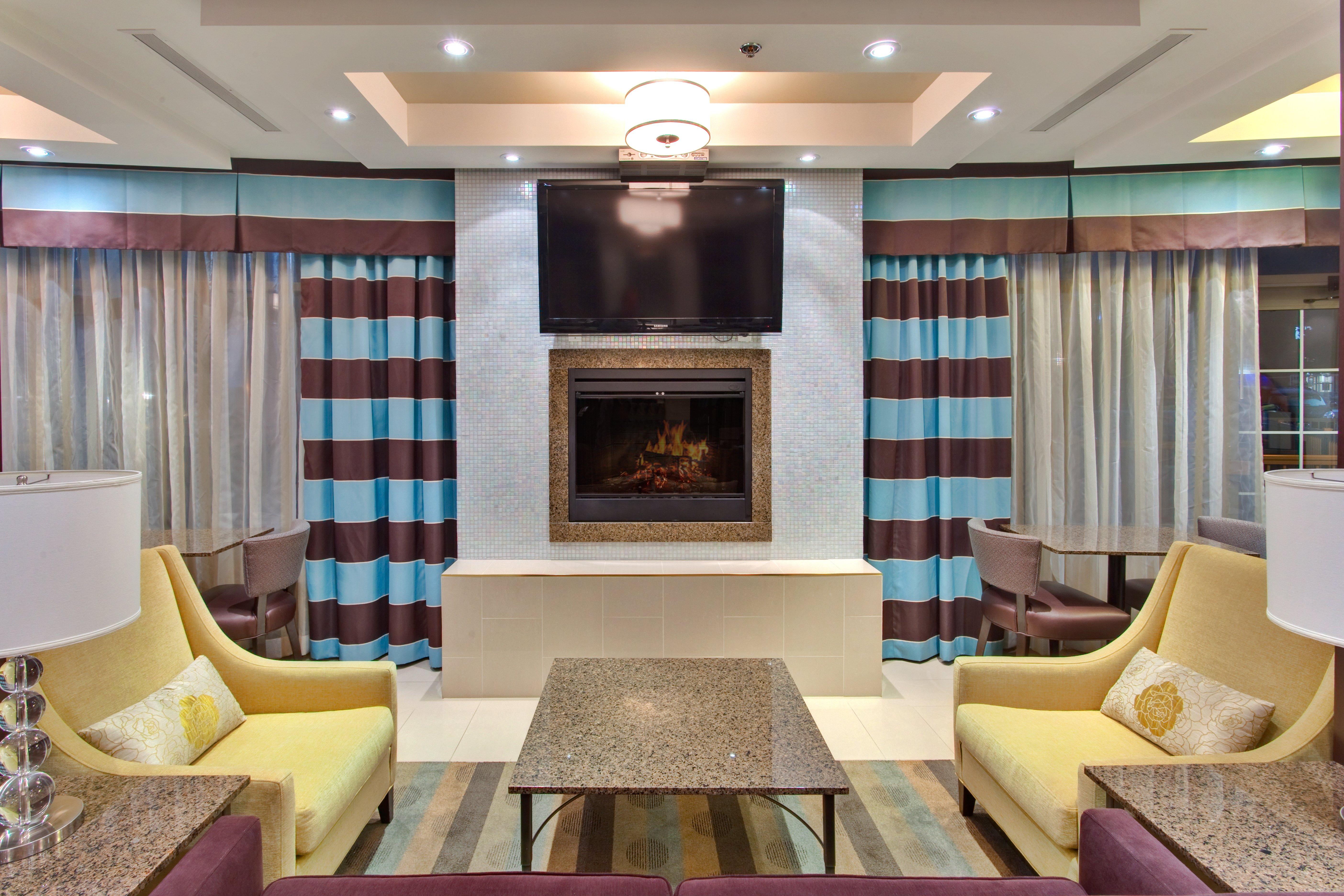 Holiday Inn Express Kingston Central By Ihg Eksteriør billede