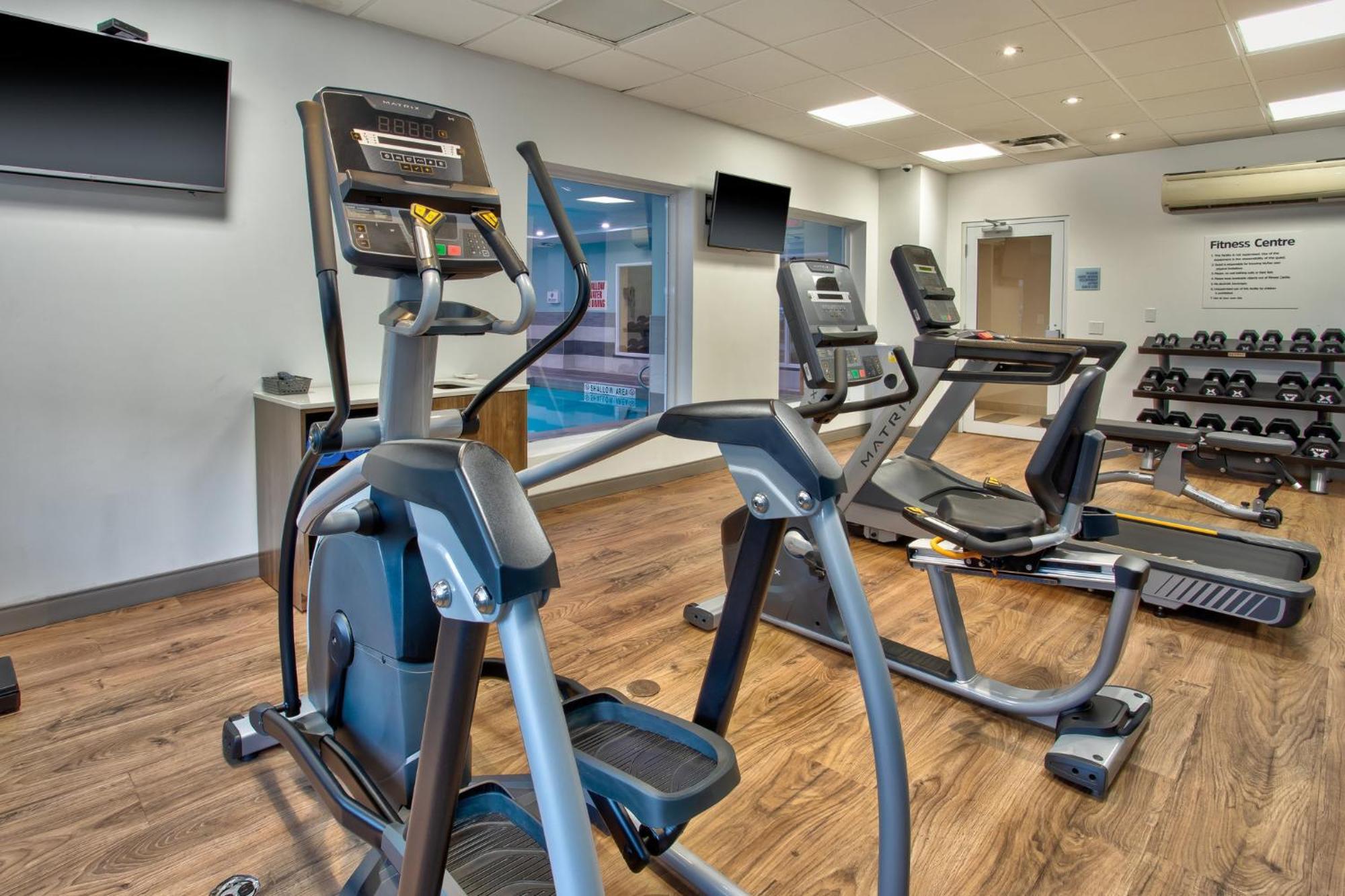 Holiday Inn Express Kingston Central By Ihg Eksteriør billede